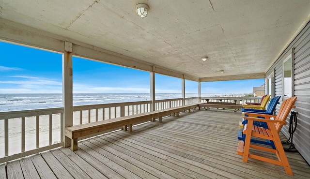 The Beach House | Beachfront w/Beach Access + Pet-friendly