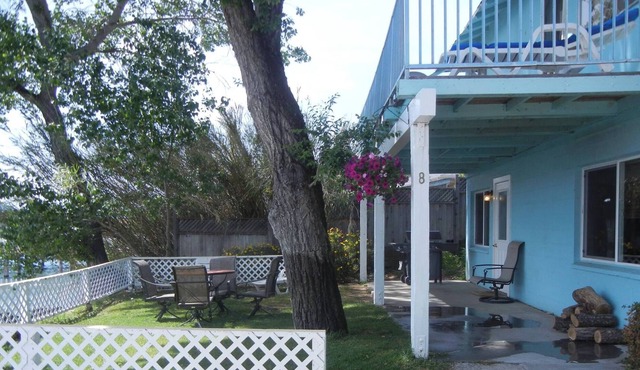 The Beach House Clearlake Oaks