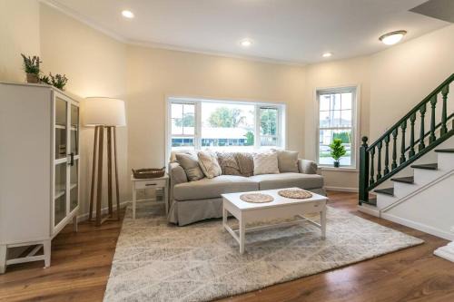 The Beach Pad- A Luxury Sylvan Getaway