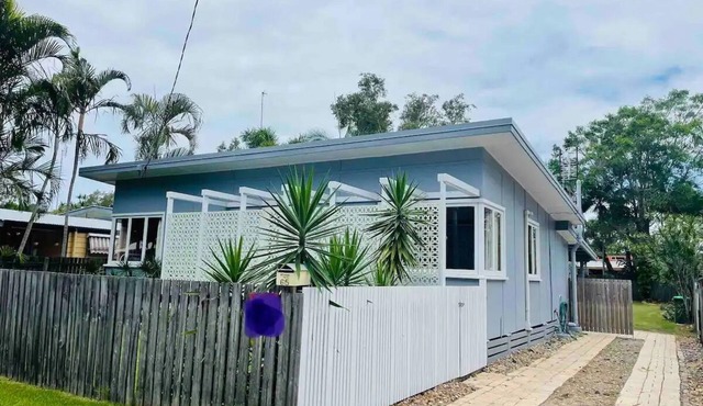 The Beach Shack Family + Pet friendly