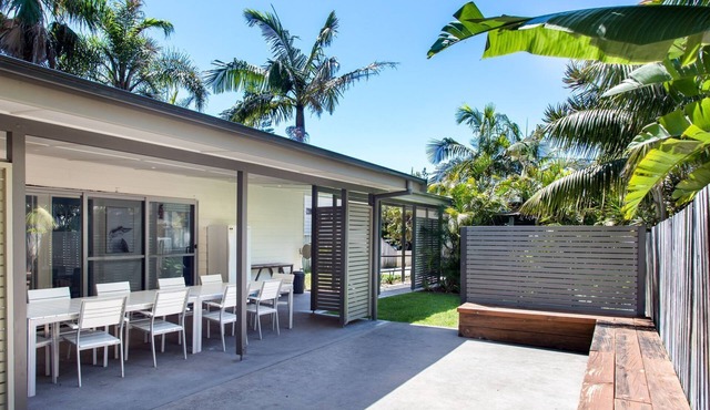 The Beach Shack - Pacific Palms Holidays