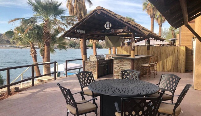 The Beachfront Villa 13