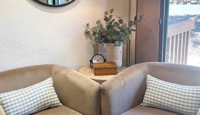 The Bear Cave- cozy condo in the San Juan Mountains! Great amenities!