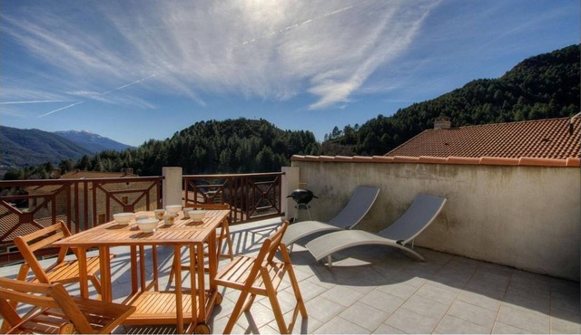 THE BEAUTY AND TRANQUILITY OF THE CORSICAN MOUNTAINS