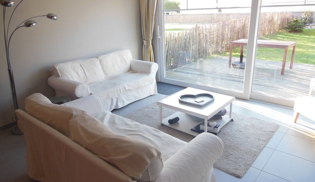 The Becots, family villa near beach with garden