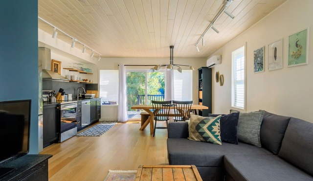 The Bellflower, Bloomfield