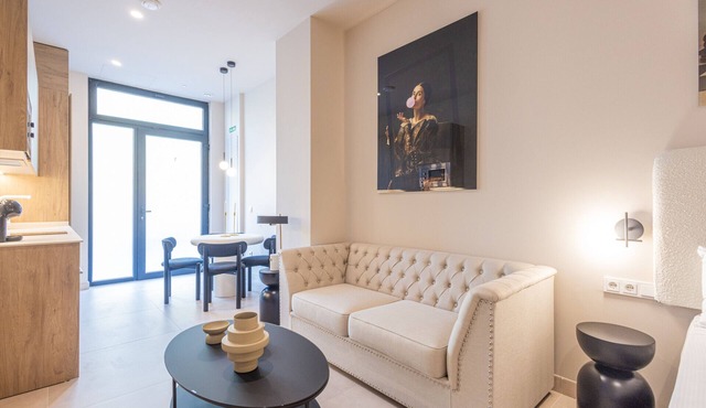 The Benicalap Apartment 01 by Florit Flats