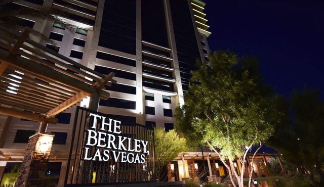 The Berkley LasVegas mins. from the strip very close to the stadium-Condo A