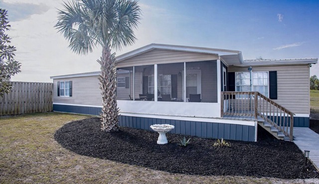 The Best Kept Secret on the Gulf =Newly Renovated 3BR St. Joe Beach House.