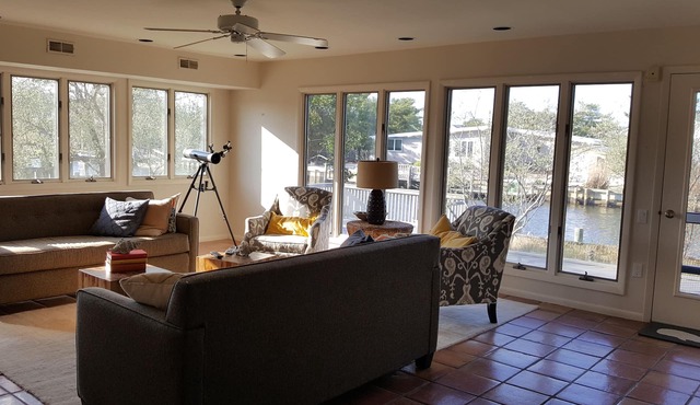 The best of all worlds, Bay, Beach, and Pool