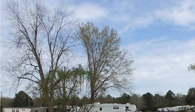 The best RV Park in Selma Al ! Buckaroo Jones Rv Park!