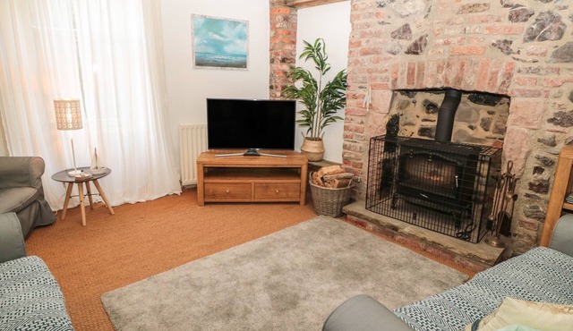 THE BIELD, pet friendly, country holiday cottage in Eyemouth