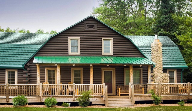 The Big Cabin on the Au Sable River - Spectacular Views - 8BR/4BA