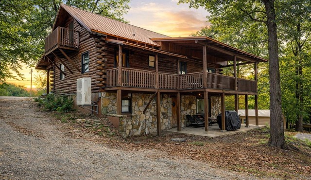 The Big Cabins w/Lake View