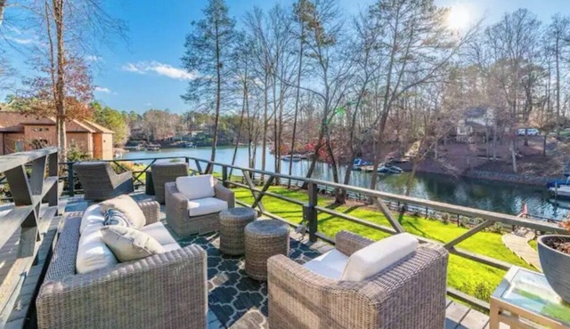 The Big Chill on Lake Norman