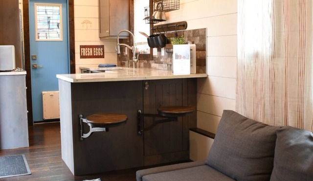 The Big Easy - Spacious Contemporary Tiny Home near Rocky Mountain National Park