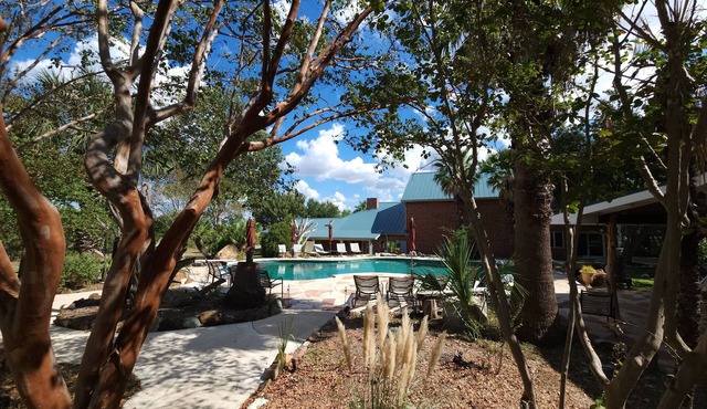 ★The BIG HAUS-Texas Oasis★nThe LARGEST HOUSE in Comal Co.!nWeddings, Events, etc