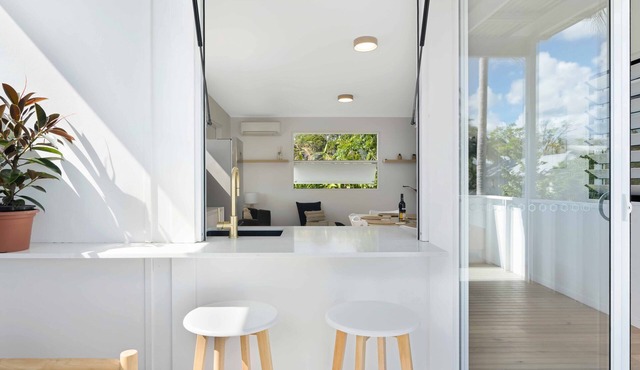 THE BIMBY - Central location, beautifully styled.