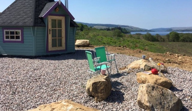 The Bird Hide - Romantic Wood Cabin in a spectacular lochside setting