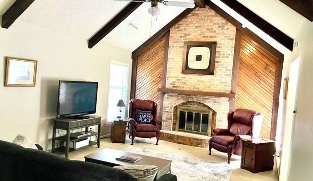 The Bird House has at least one ‘bird’ in each room. How many can you find?