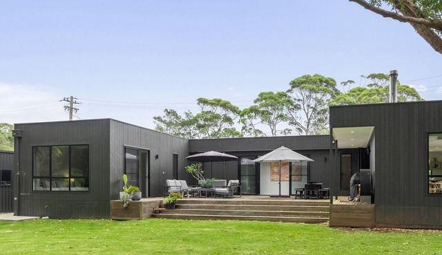 The Bird House Manyana