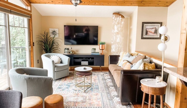 The Bird's Nest of Port Bay, Waterfront Home in the Finger Lake Region close to Sodus Bay.