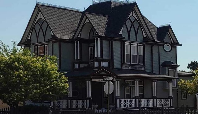 The Bissing House