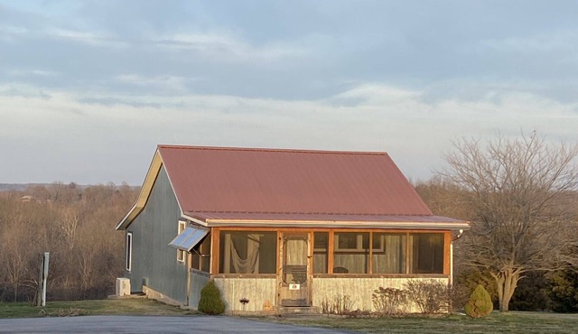 The Bitty House Too!- Next to a winery!