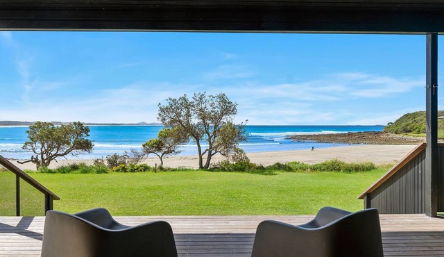 The Black House - stunning oceanfront property