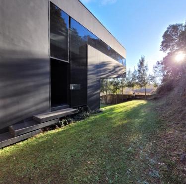 the black line house