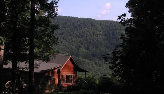 The Blackberry-25 Acres- Best View -See Guestbook