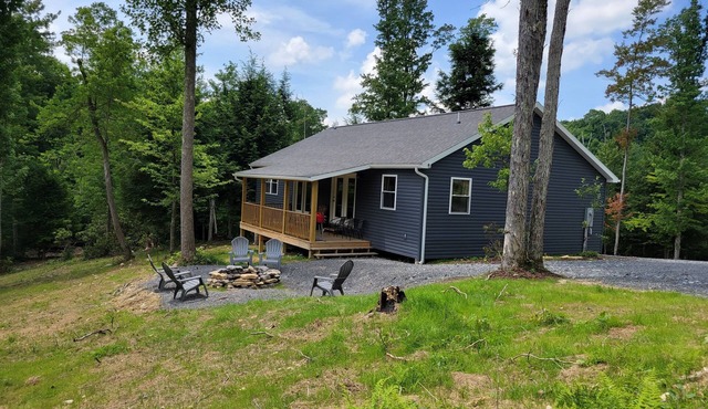The Blackberry Cottage at Mountain Paradise