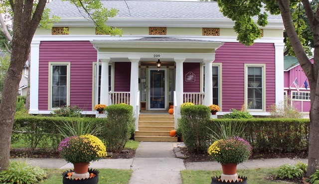 The Blackberry Inn Bed & Breakfast