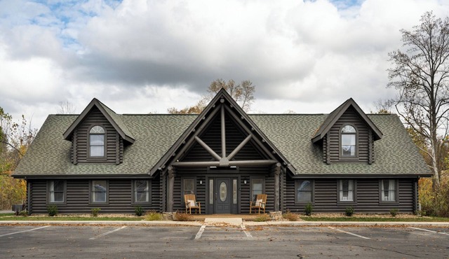 The Blackburn Grand Cabin
