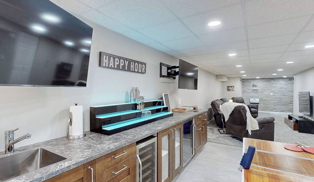 The Blitz House: Where Legends Unwind