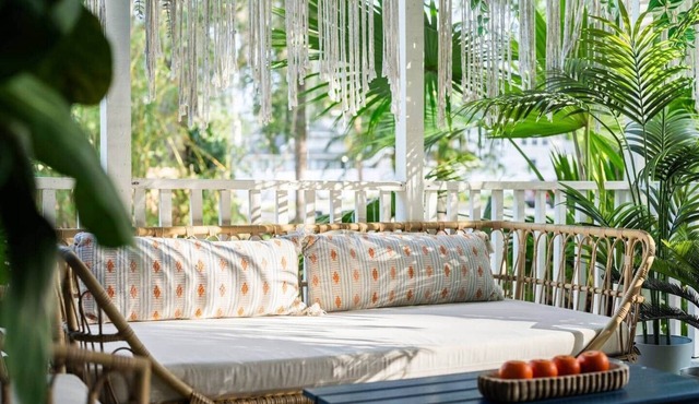 The Blue BungalownPeaceful | Porch | HotTub I DT