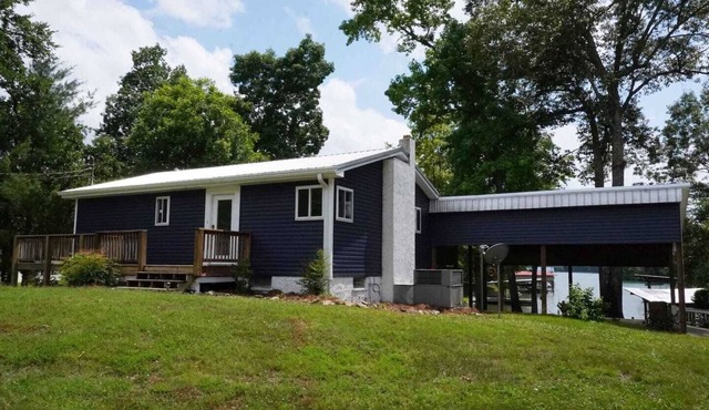 The Blue Cat Lodge