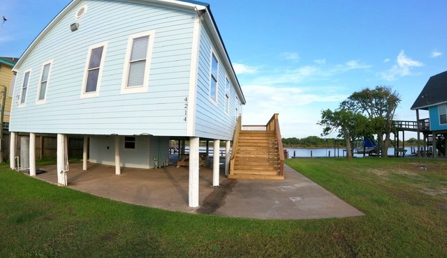 The Blue Crab - Matagorda Bay - Colorado River