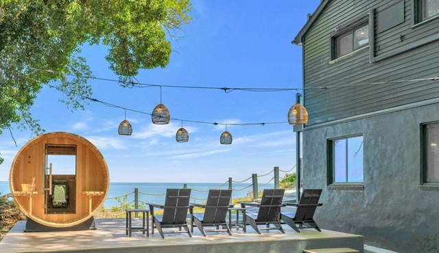 The Blue Crab | Cliffside | Hot Tub & Sauna