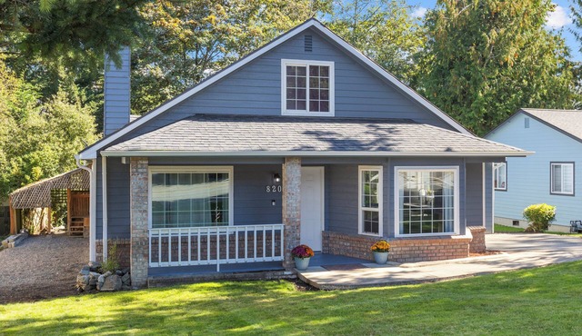 The Blue Haven Getaway, with window AC units in the summer.