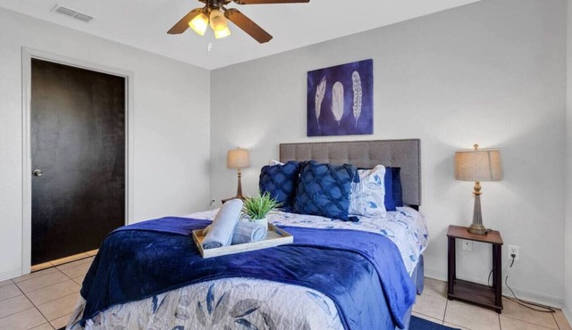 The Blue Heron - A Bayside Retreat
