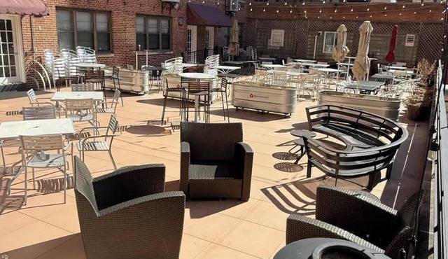 The Blue Jay at Broadview