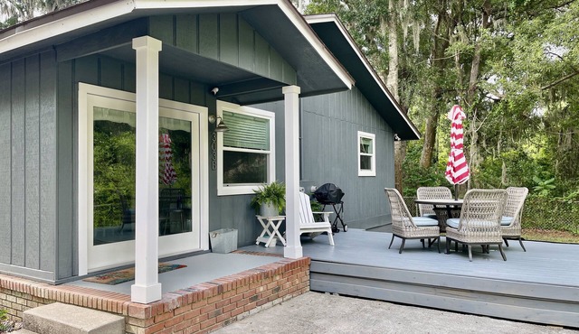 💎The Blue Jewel💎- minutes to beach and minutes to downtown & Amelia River