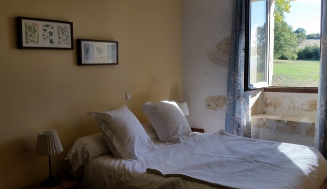 The blue room, Guest houses in GERS, domain Magnas