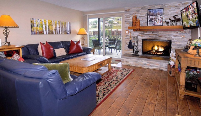 The Bluebell, Chateaux Condo, Pool, Hot tub, Sauna