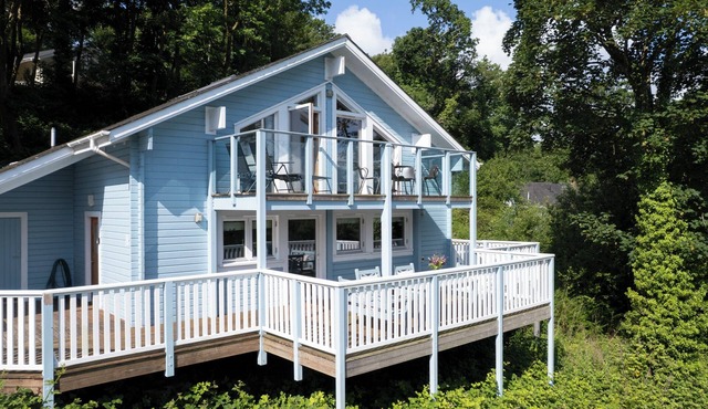 The Bluebell - Luxury Lodge with Hot Tub