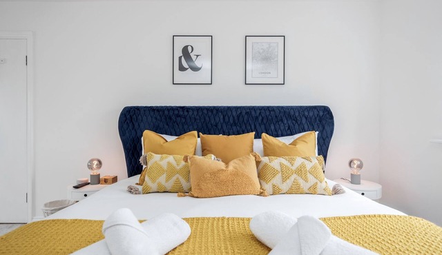 The Blueberry - Luxury Apartment by Damask Homes