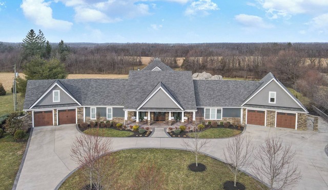 The Bluegrass Grand Estate: Bourbon Trail Luxury