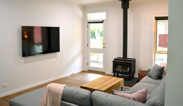 The Blush 1 - Style in the vines