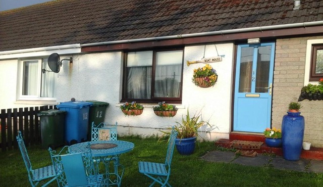 The Boat House BED ONLY NO BREAKFAST